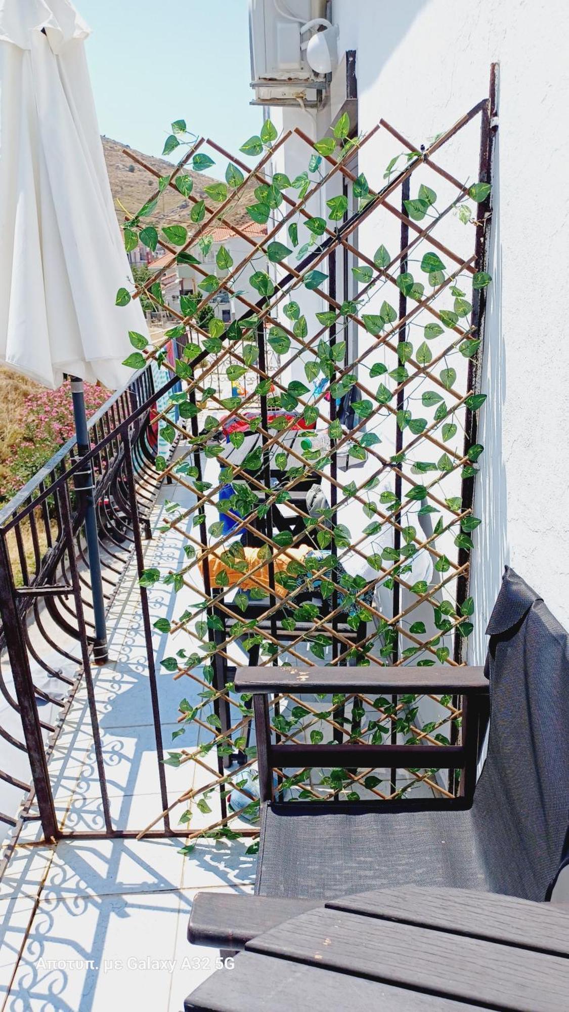 Kostas Studios Apartments - Ενοικιαζόμενα Δωμάτια Με Κουζινάκι Myrina Ngoại thất bức ảnh