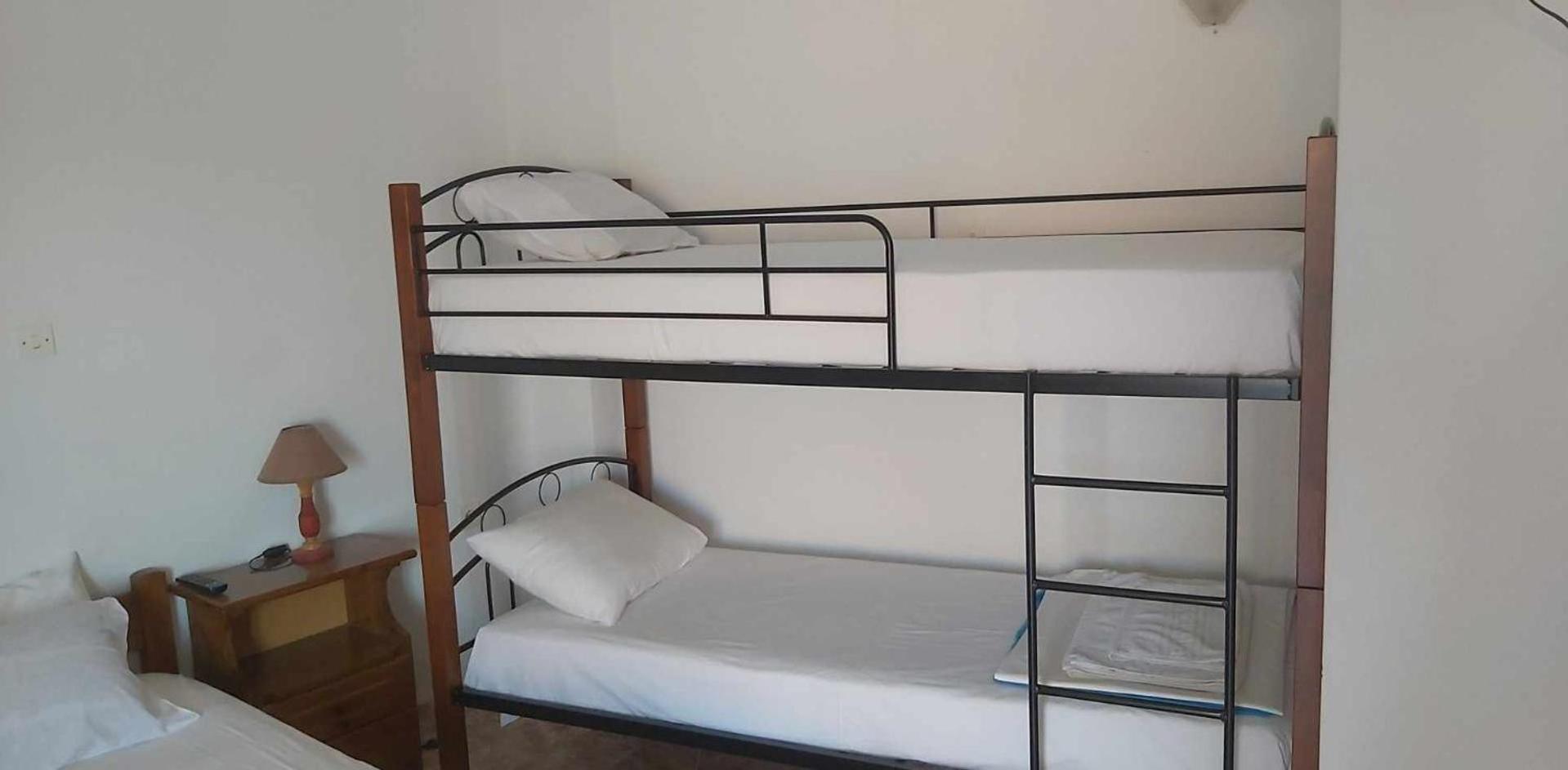 Kostas Studios Apartments - Ενοικιαζόμενα Δωμάτια Με Κουζινάκι Myrina Ngoại thất bức ảnh